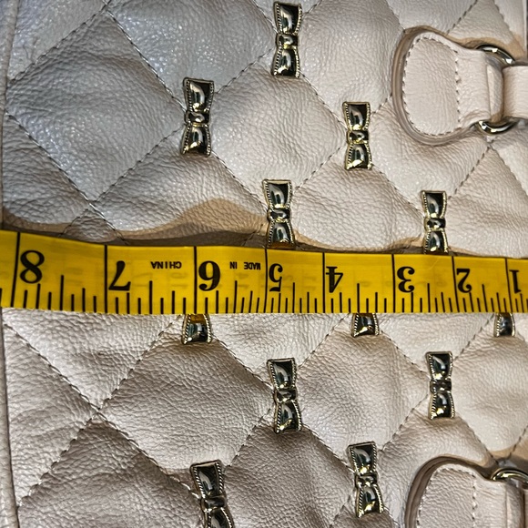 Betsey Johnson Purse White Quilted Shoulder Bag - Picture 9 of 10